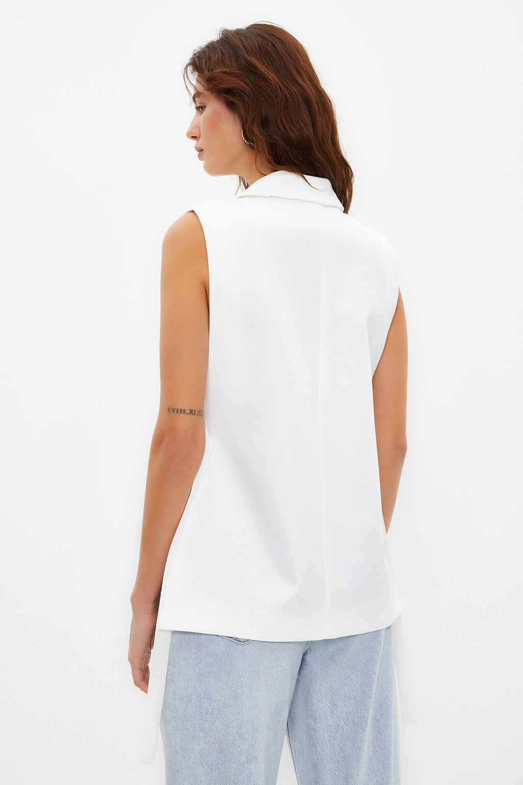 TRENDYOLMILLA Siyah Fitted Aksesuar Detayl? Dokuma Yelek TWOAW23YE00032 фото 14