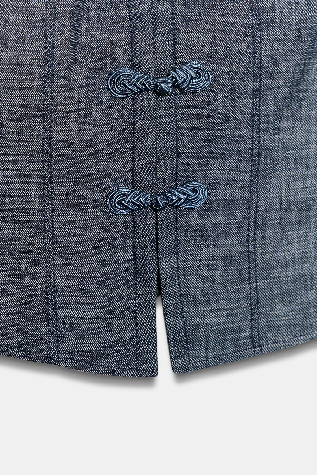 TOP CORTO ALAMARES CON LINO / Gris