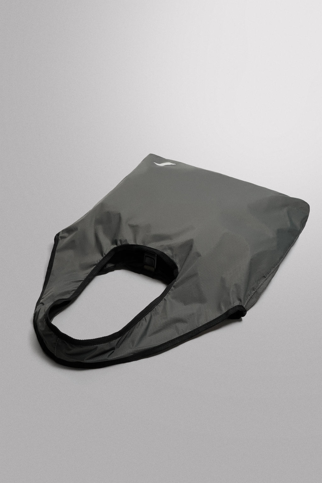 SPORTS TOTE BAG
