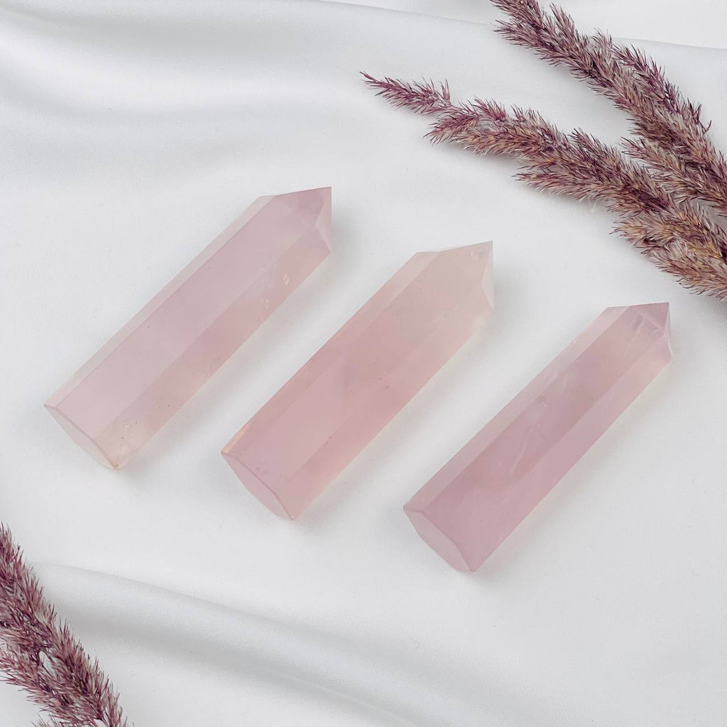 Кристалл из Розового кварца