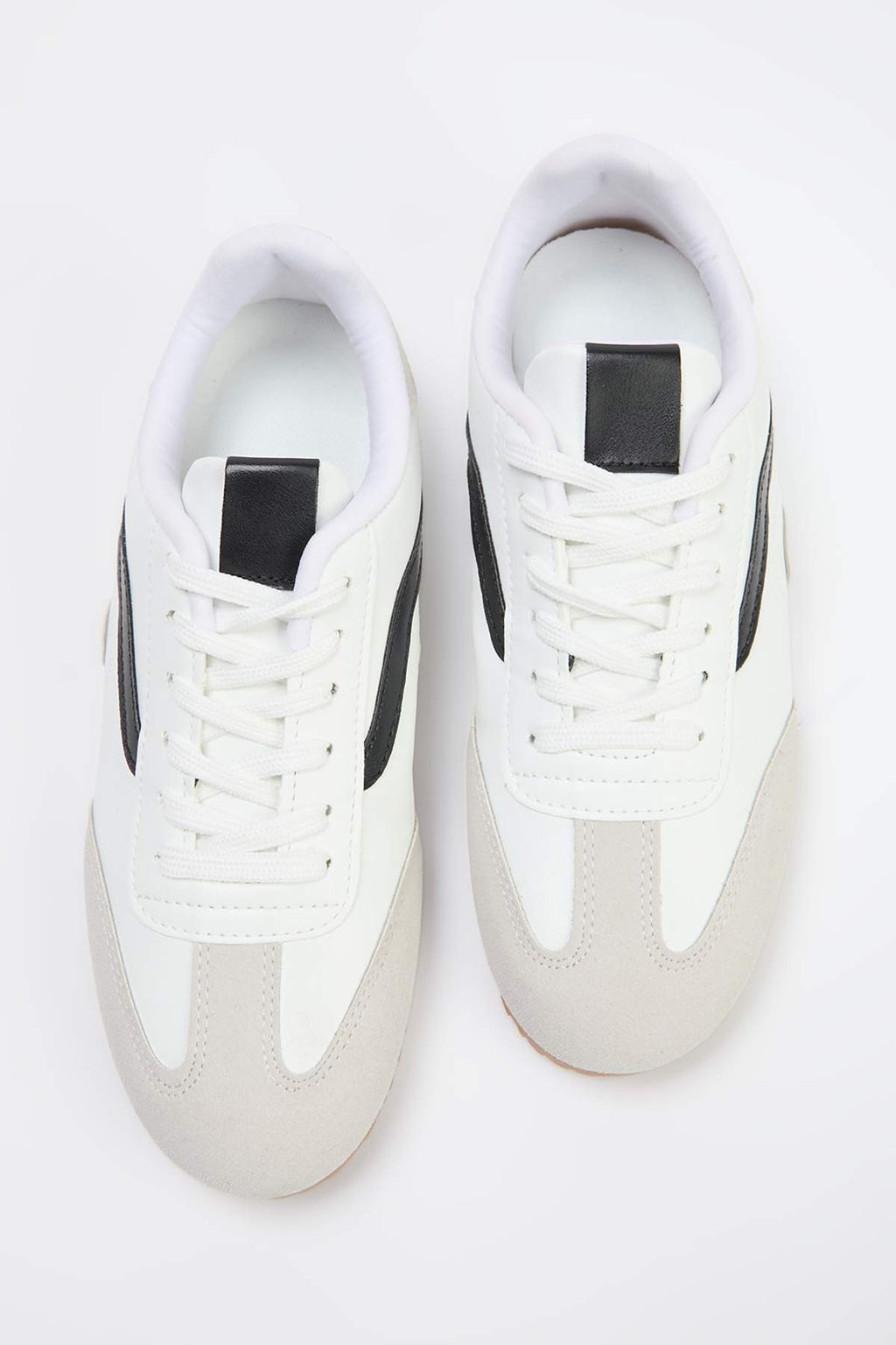 Beyaz Renk Bloklu Kad?n Sneaker TAKSS26SN00001