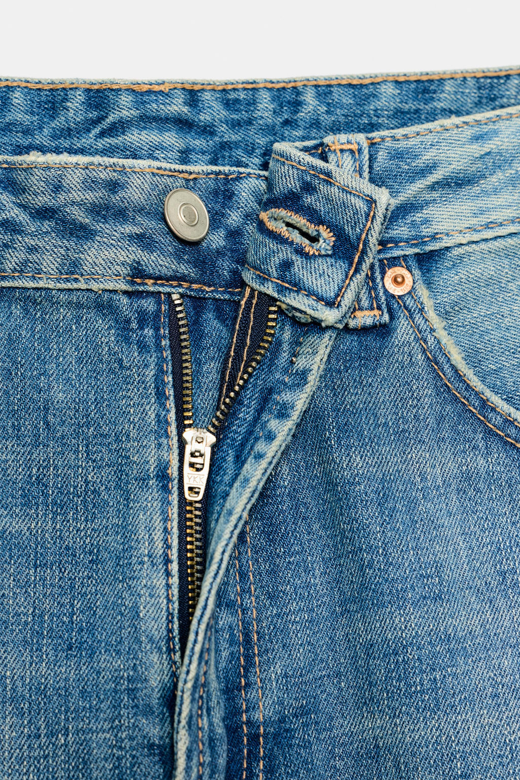 TRF RIPPED BAGGY FOLDED JEANS