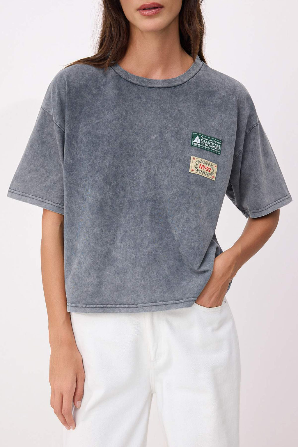 Antrasit Oversize/Genis Kal?p Eskitme/Soluk Efektli Tok %100 Pamuk Orme T-Shirt TWOSS26TS00088 - Trendyolmilla фото 3