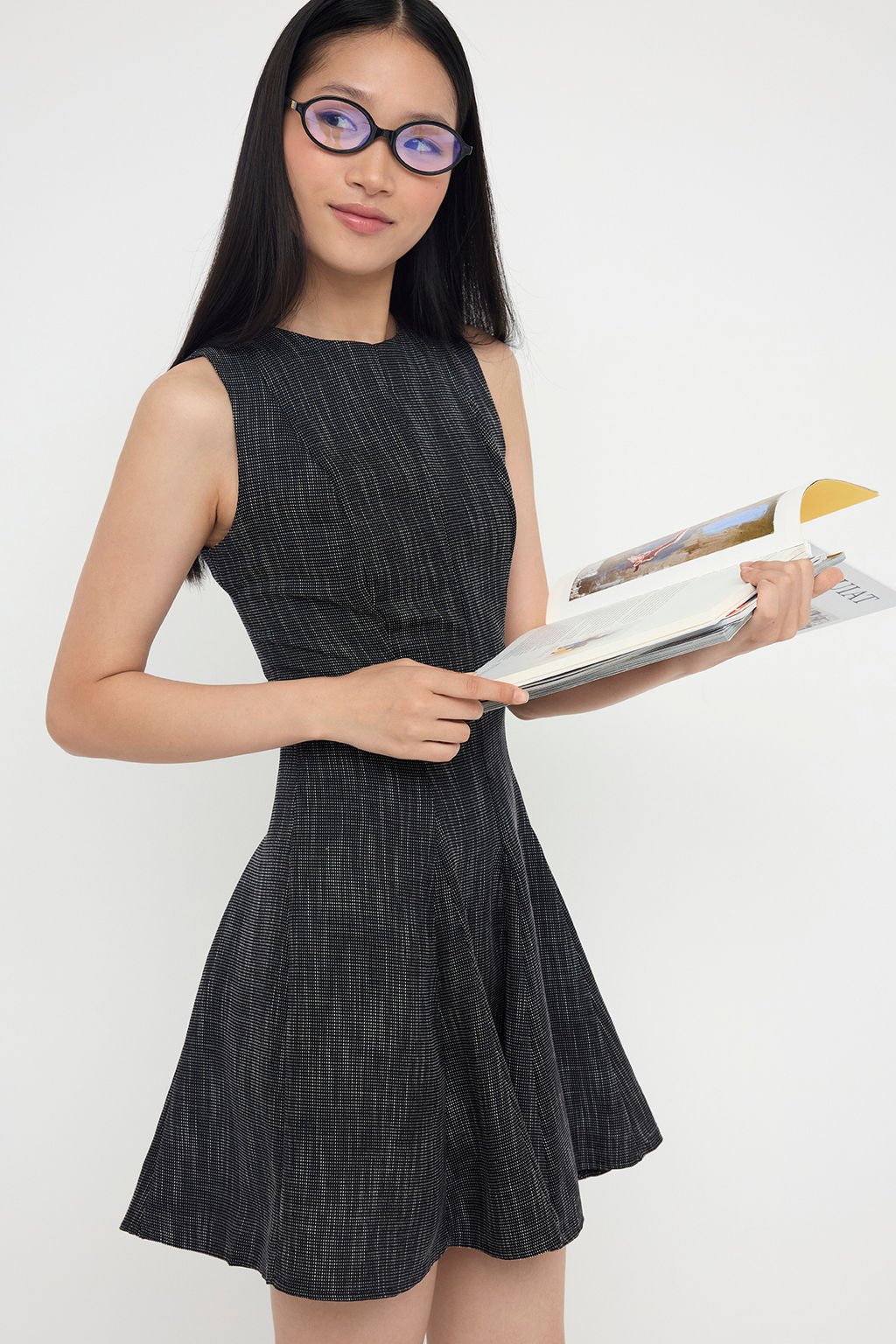 Teen Siyah Bisiklet Yaka Kolsuz K?sa / Mini Dokuma Elbise TWOSS26EL00005 - Trendyolmilla фото 2