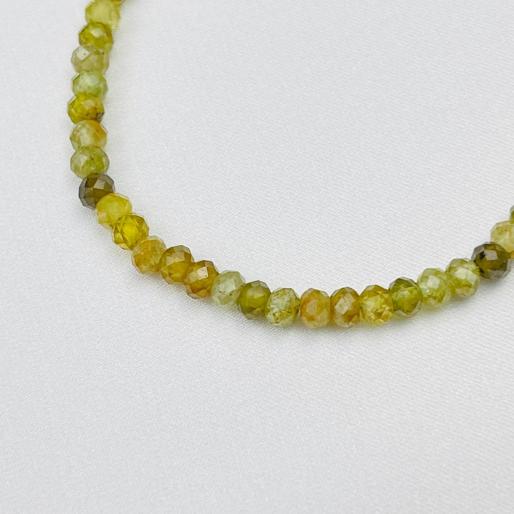 Браслет из Гроссуляра "Гранат зеленый" 18 см +