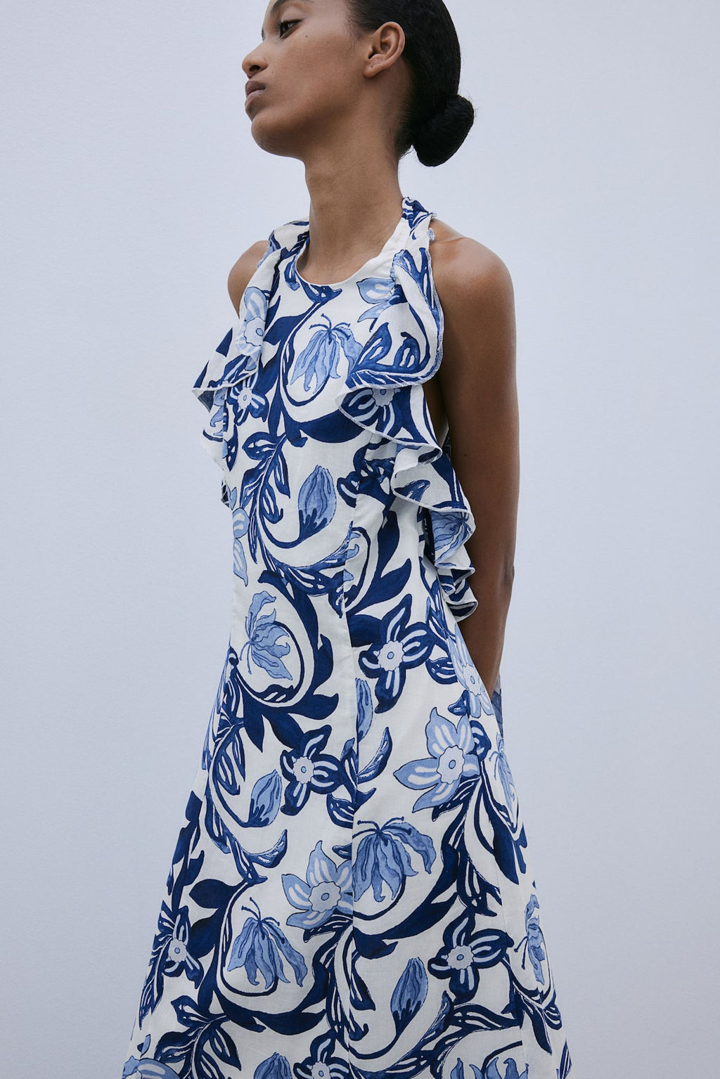 Vestido halter con volantes - H&m фото 4