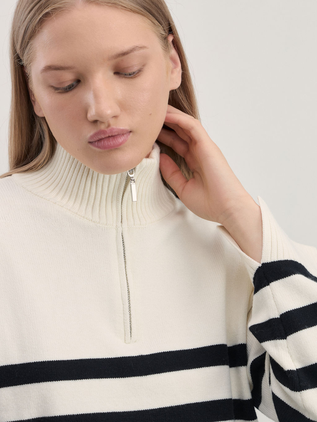 Джемпер на молнии в полоску / Zarina  фото 6