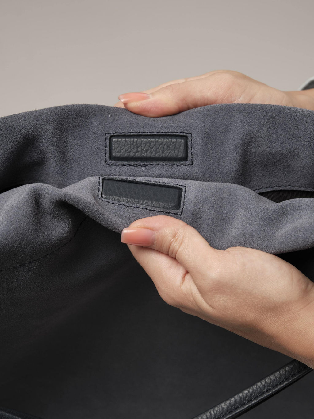 Замшевая сумка Margo DBR 31201 голубая пыль фото 8