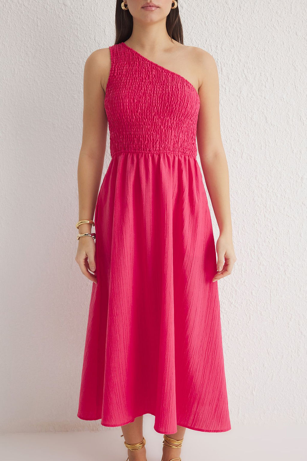 TRENDYOLMILLA Kahverengi Belden Ac?lan Ust Bedeni Gipeli Tek Omuz Midi Dokuma Elbise TWOSS23EL01830  фото 35