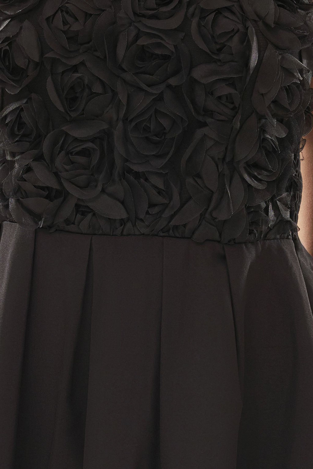 TRENDYOLMILLA Siyah 3 Boyutlu Gul Detayl? Mini S?k Elbise TPRSS25EL00129  фото 3