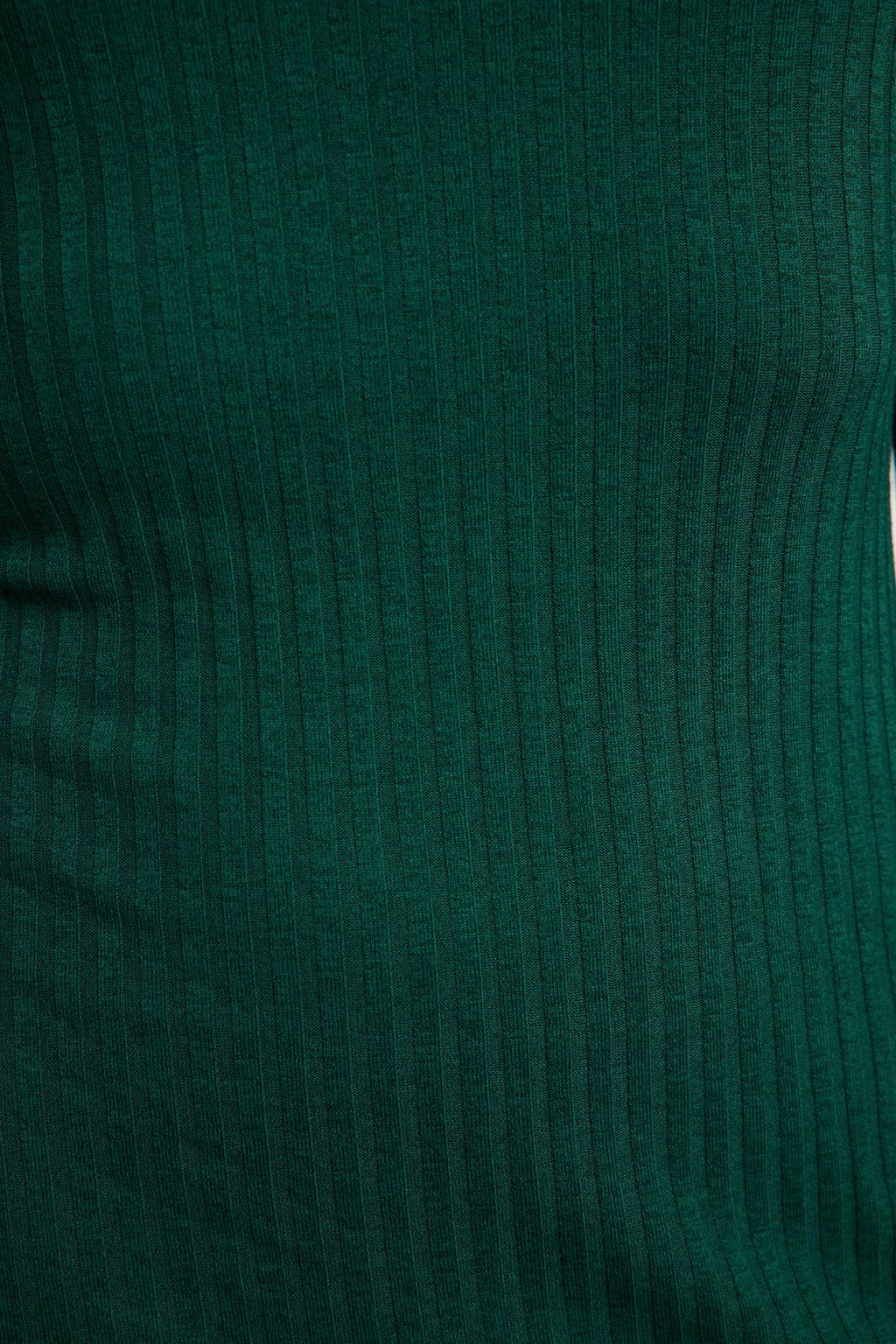 Zumrut Yesili Duz Y?rtmacl? Midi Fitted/Vucuda Oturan Fitilli Esnek Orme Elbise TWOAW25EL00568