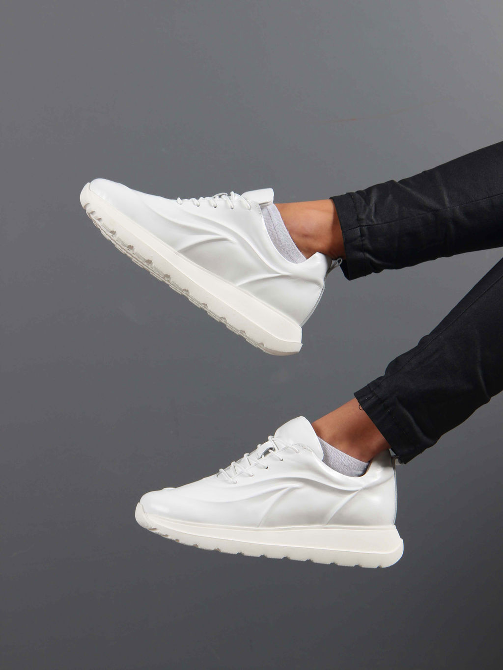 Кроссовки 186.260w. белый