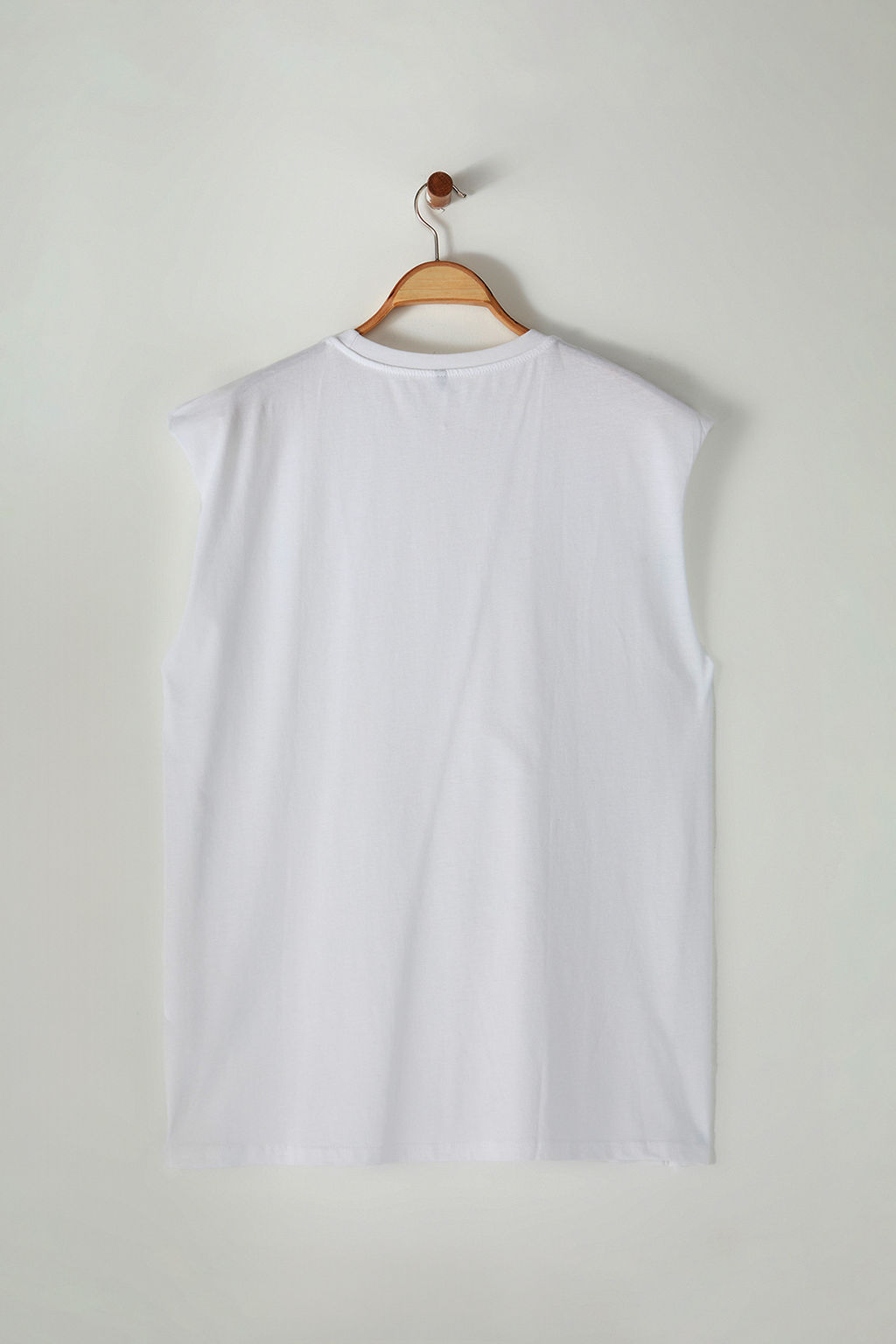 Beyaz Regular/Normal Kesim Basic %100 Pamuk Buyuk Beden Atlet TMNSS25CV00000 - Trendyolmilla фото 4