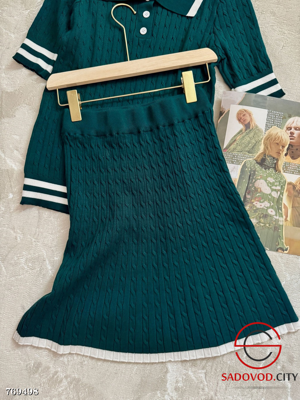 Костюм из тонкого трикотажа