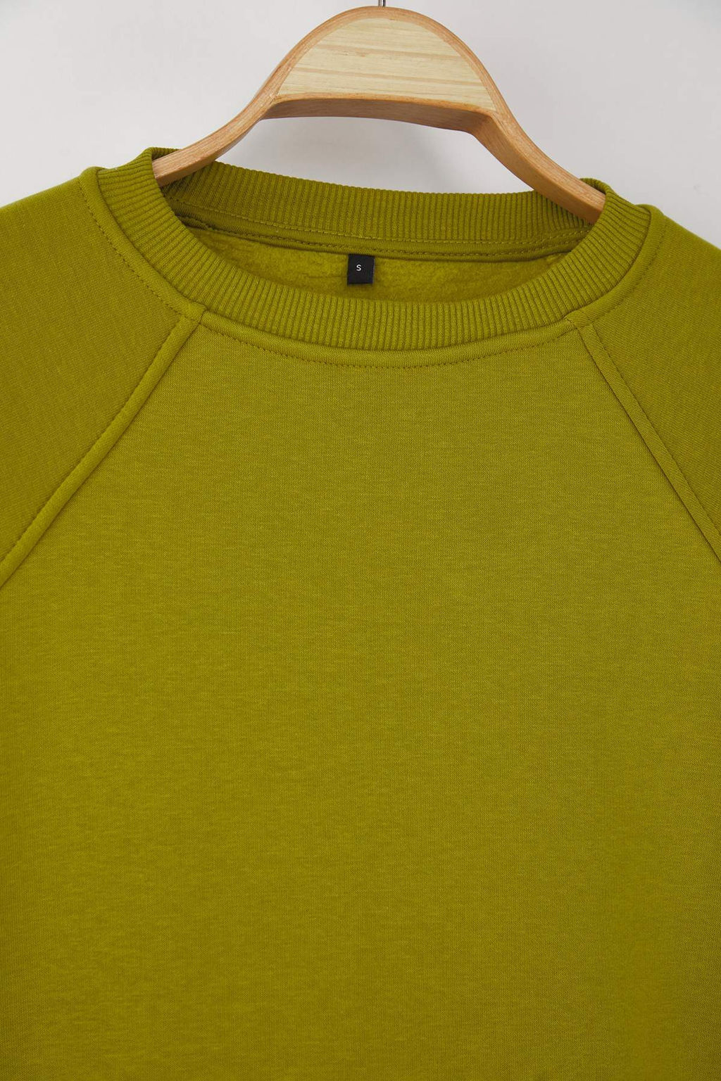 Yag Yesili Relaxed/Rahat Kal?p Basic Reglan Kol Bisiklet Yaka Orme Sweatshirt TWOAW24SW00104