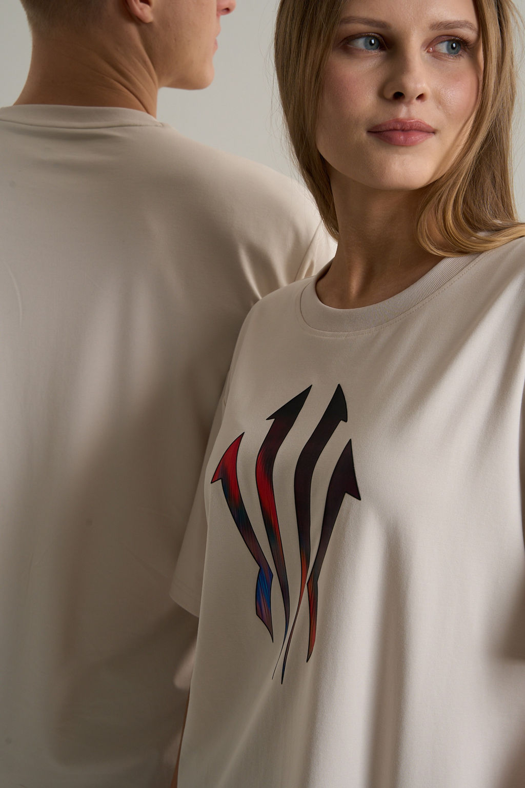 Футболка Бежевый