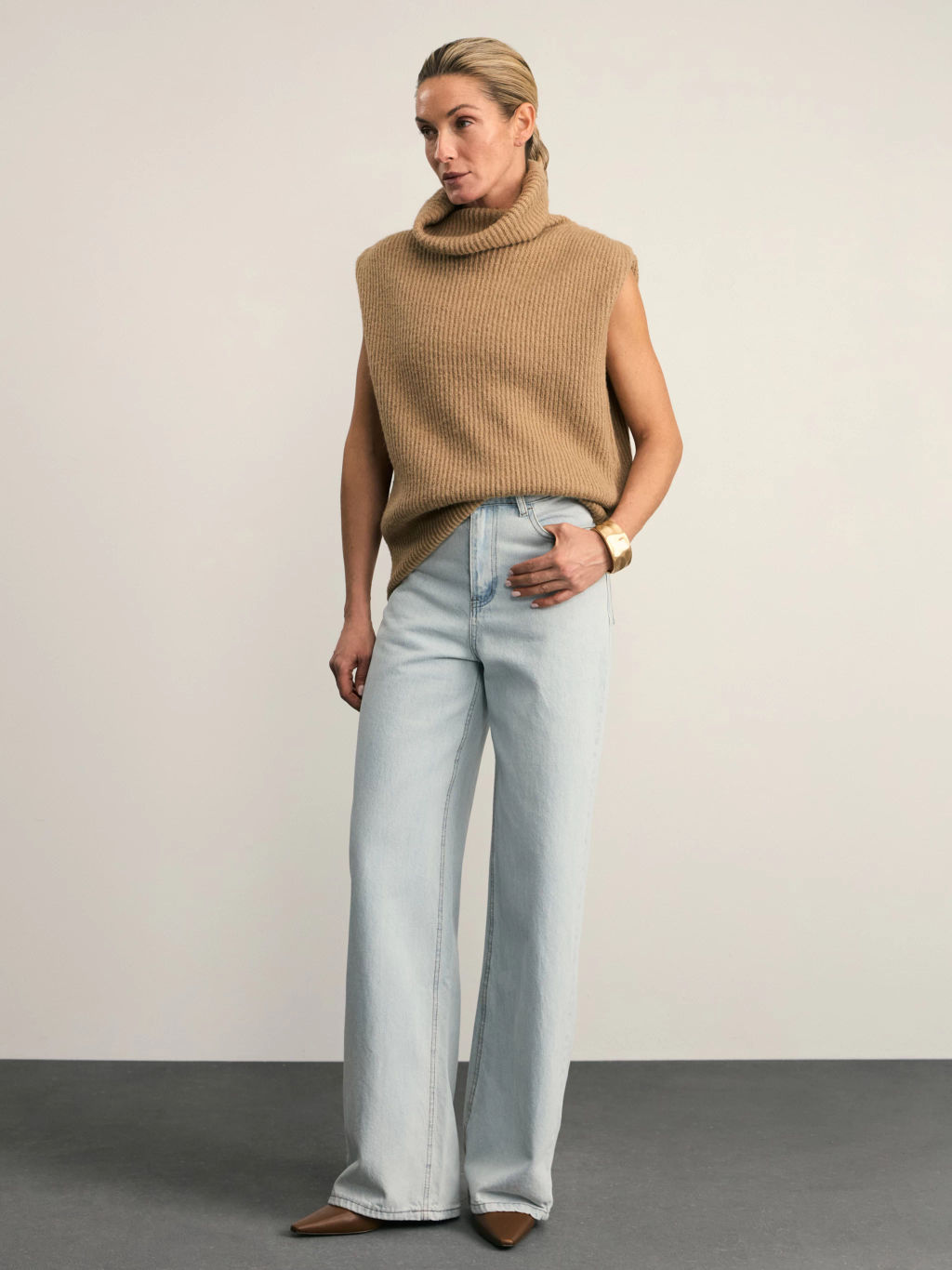 Джинсы wide leg с высокой посадкой / Zarina