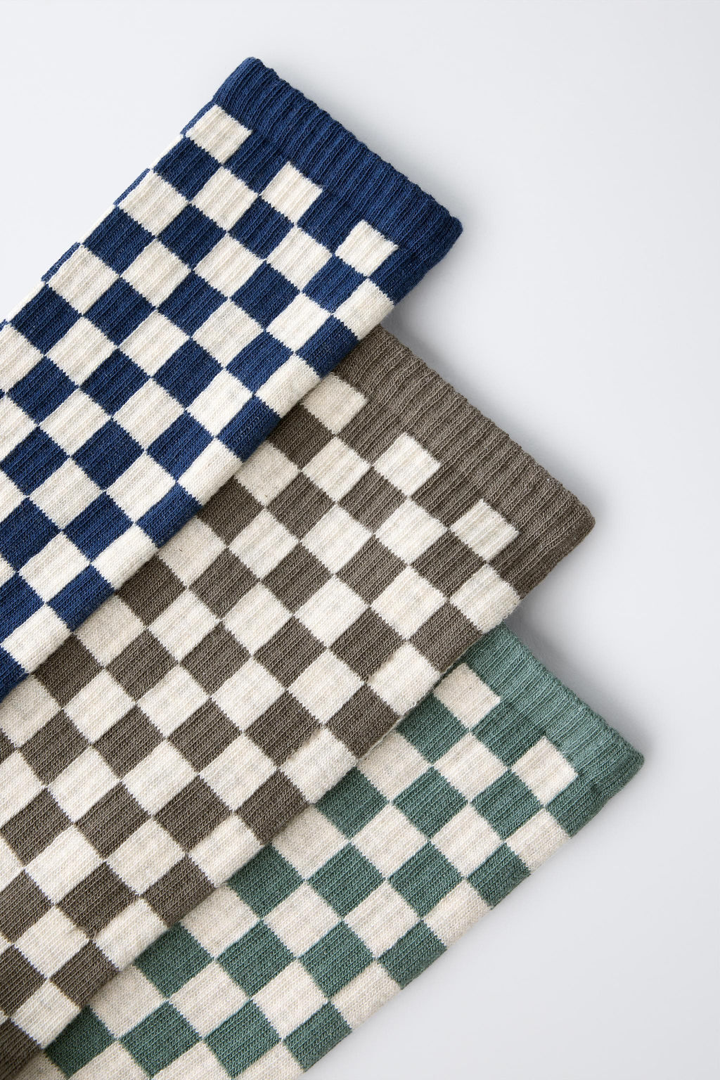 3-PACK OF CHECK LONG SOCKS - Zara фото 2