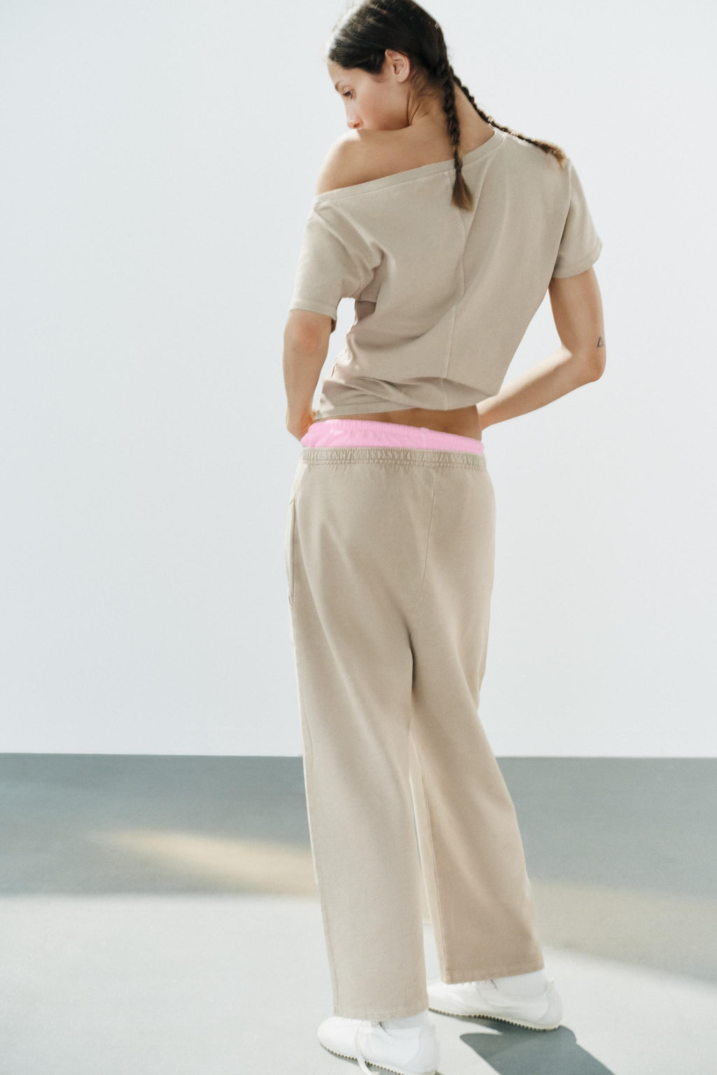 PANTAL?N BOLSILLOS ALGOD?N / Beige - Zara фото 3