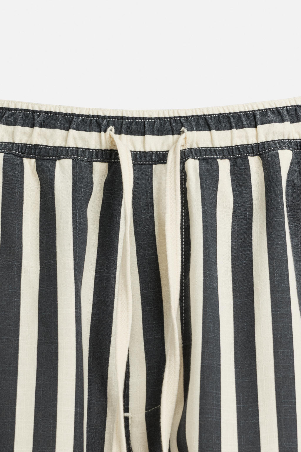 JACQUARD TEXTURED BERMUDA SHORTS - Zara фото 17