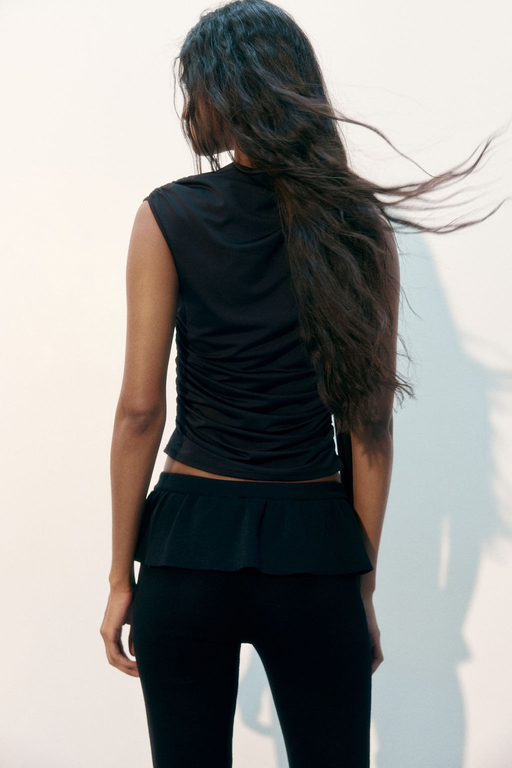 Pantal?n con volante - H&m фото 3