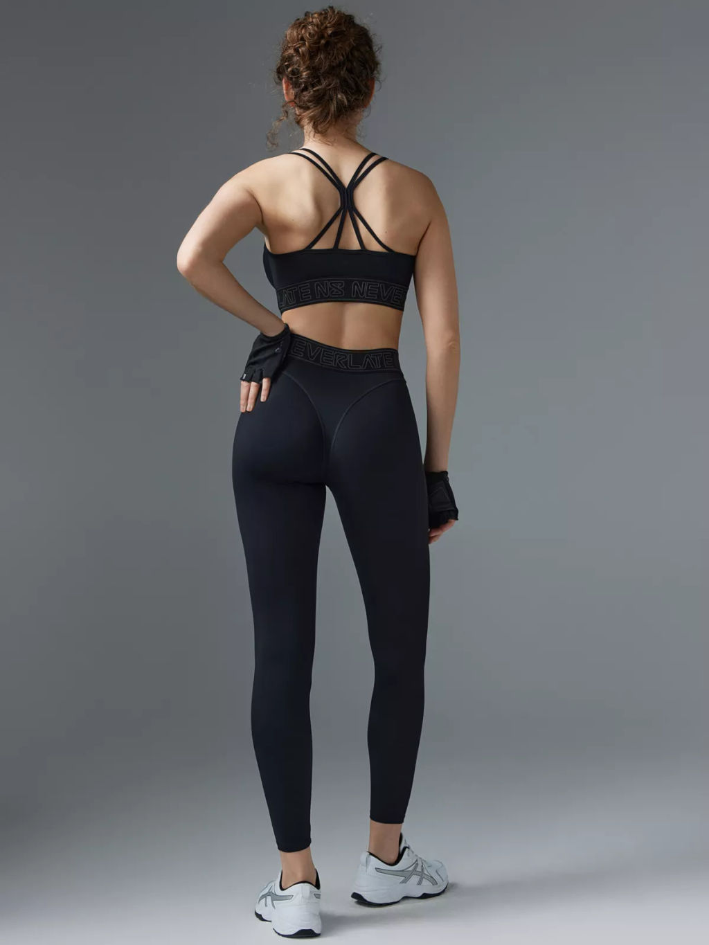 Топ спортивный с двойными бретелями - NEVERLATE фото 6