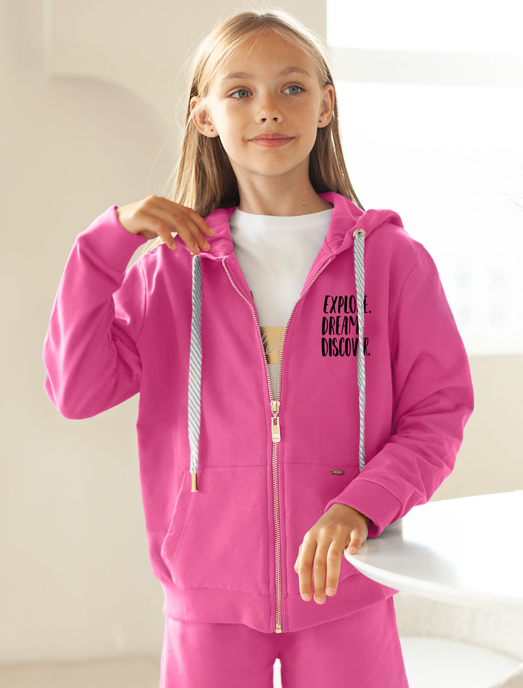 Худи на молнии из премиального футера с золотистой фурнитурой