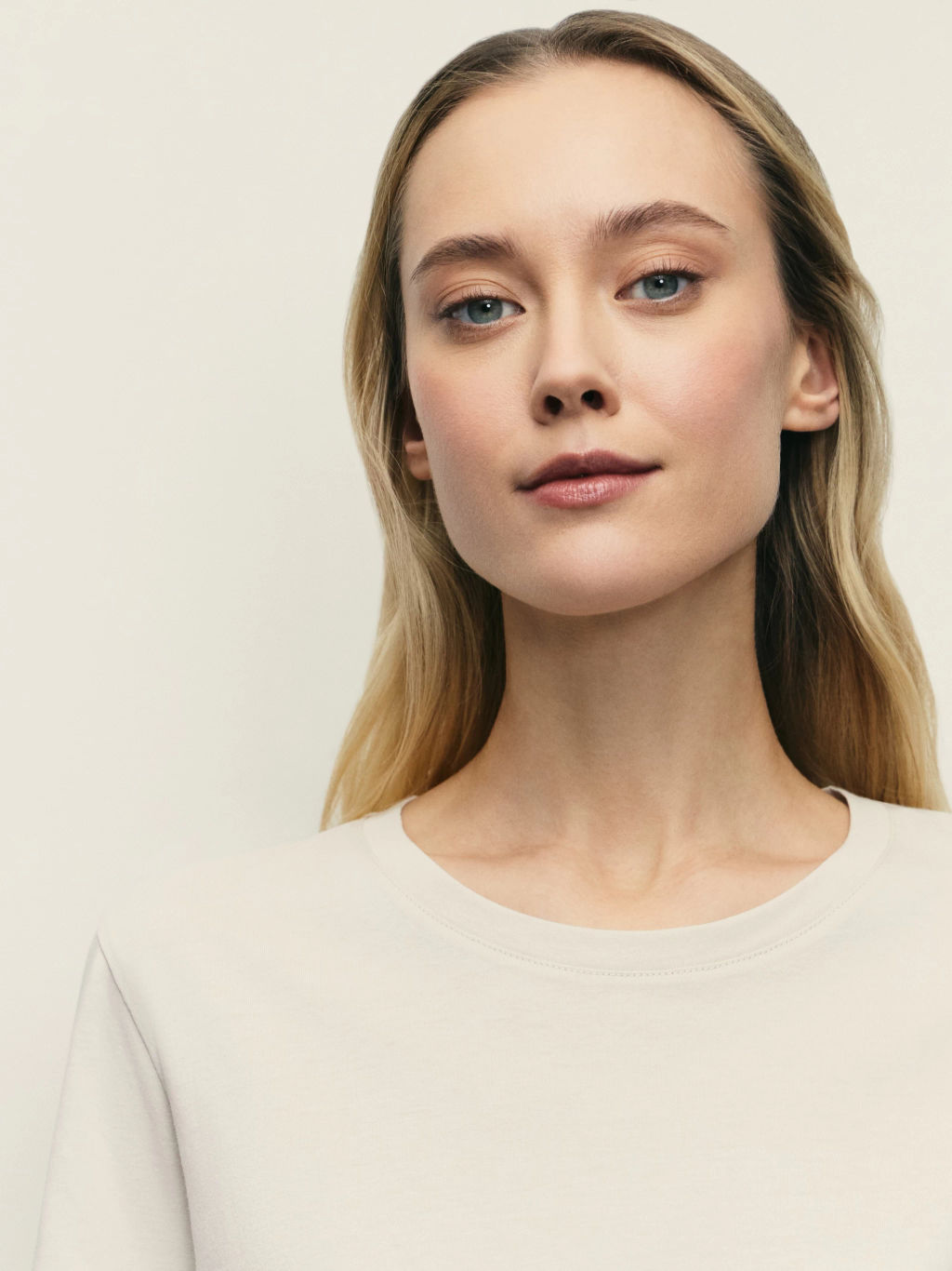 Базовая футболка из хлопка / Zarina фото 6