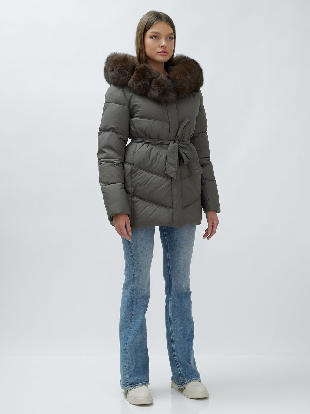 с МЕХОМ ПЕСЕЦ ПРЕМИУМ класса Полупальто зимние темно-серого цвета - Mtforce фото 4