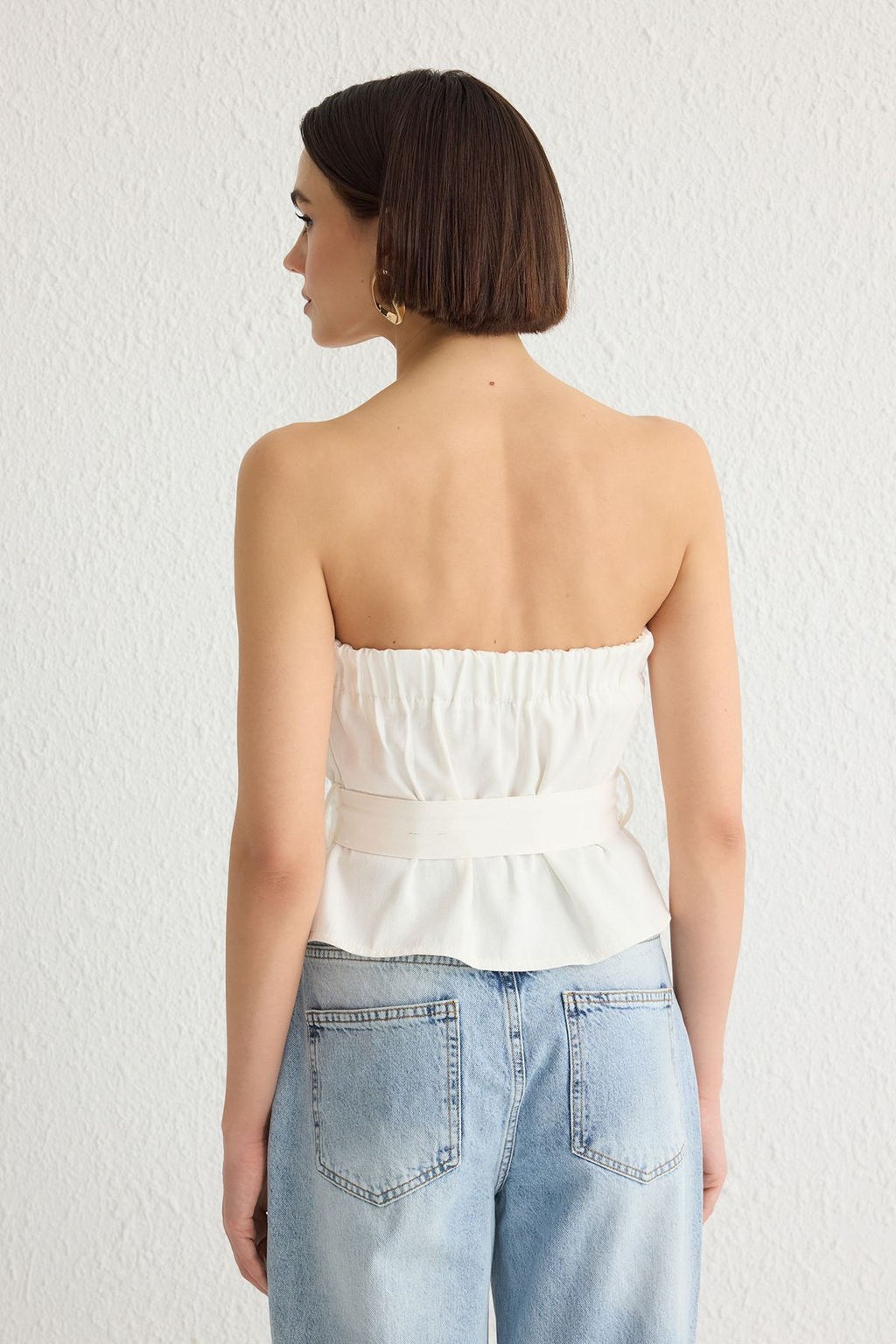 Ekru Crop Straplez Kusakl? Dokuma Bluz TWOSS25BZ00061 - Trendyolmilla фото 5