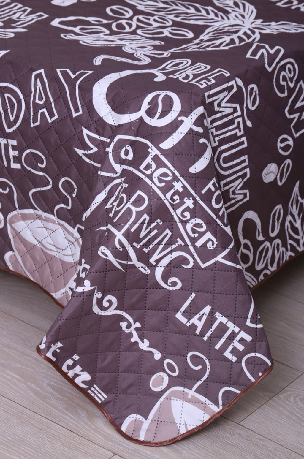 Покрывало-плед двухстороннее стеганое из полиэфирной ткани Полисатин Премиум 240Х212 N-Collection  фото 3