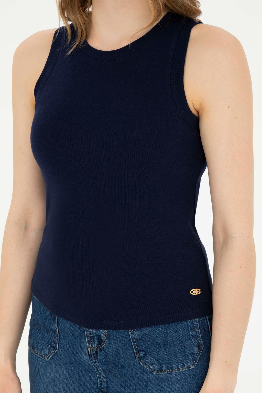 Женская базовая футболка без рукавов темно-синего цвета с круглым вырезом Неожиданная скидка в корзине - U.s. polo assn фото 6