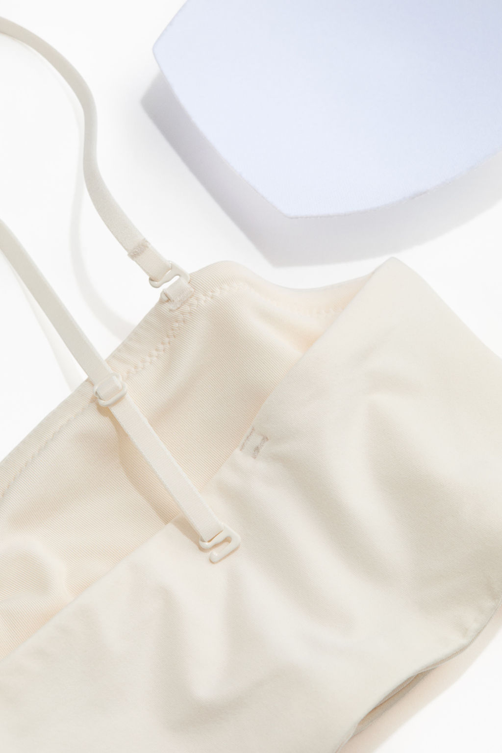 Sujetador bandeau de microfibra con relleno - H&m фото 5