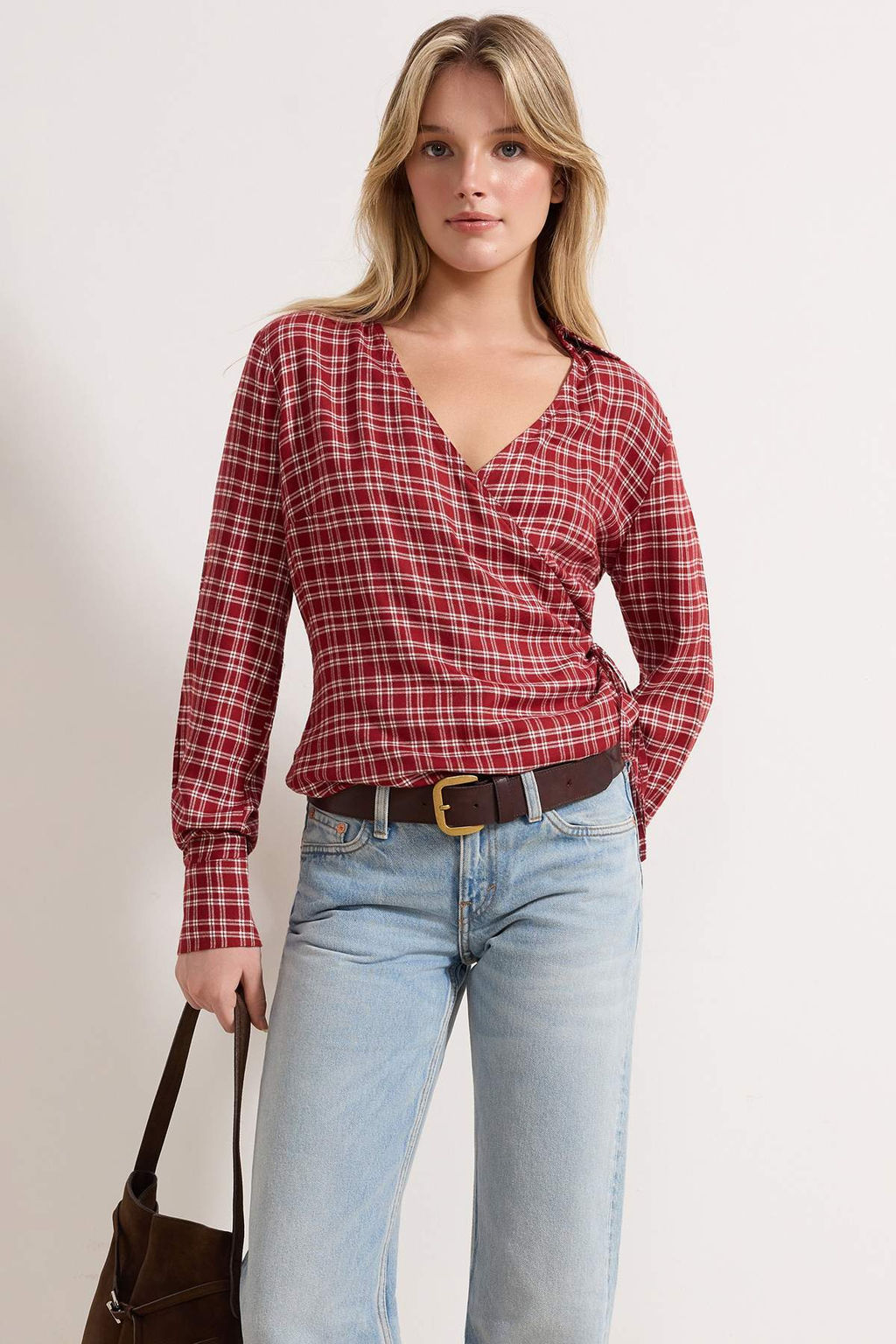 K?rm?z? Kruvaze Baglama Detayl? Viskon Dokuma Bluz TWOSS26BZ00205