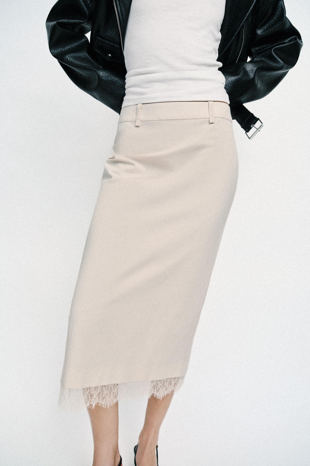FALDA MIDI ENCAJE / Hueso - Zara фото 2