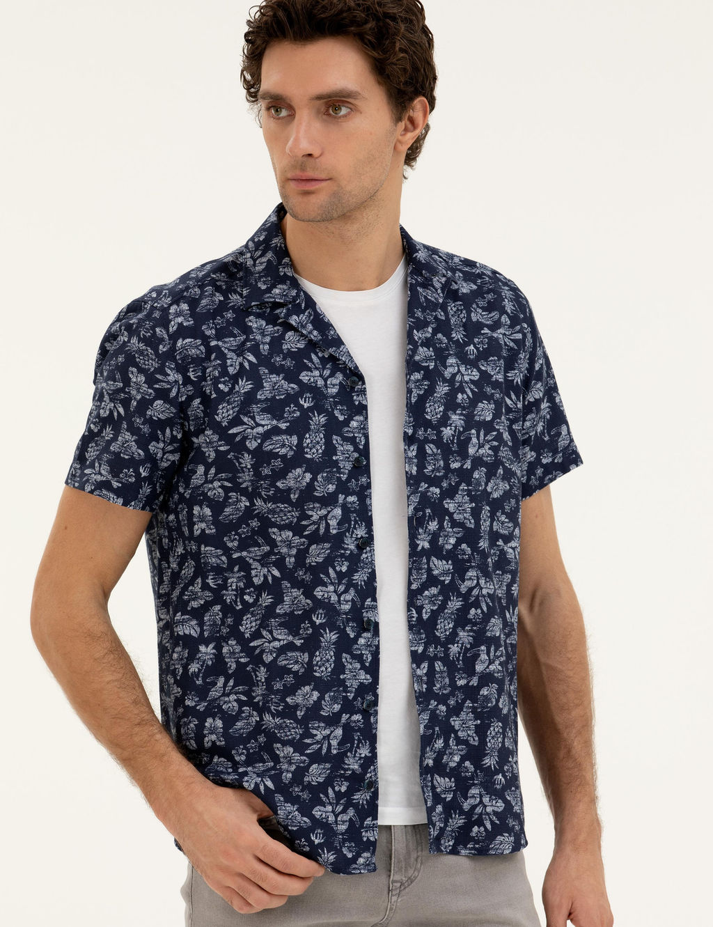 Темно-синяя рубашка стандартного кроя с коротким рукавом - Cacharel фото 3