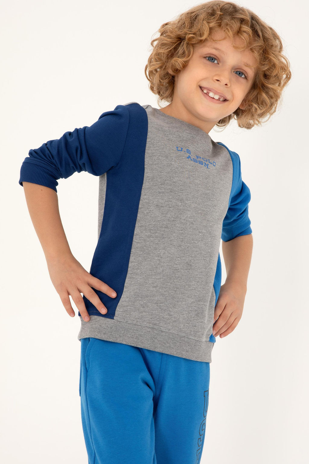 Серый меланжевый свитшот с круглым вырезом для мальчиков