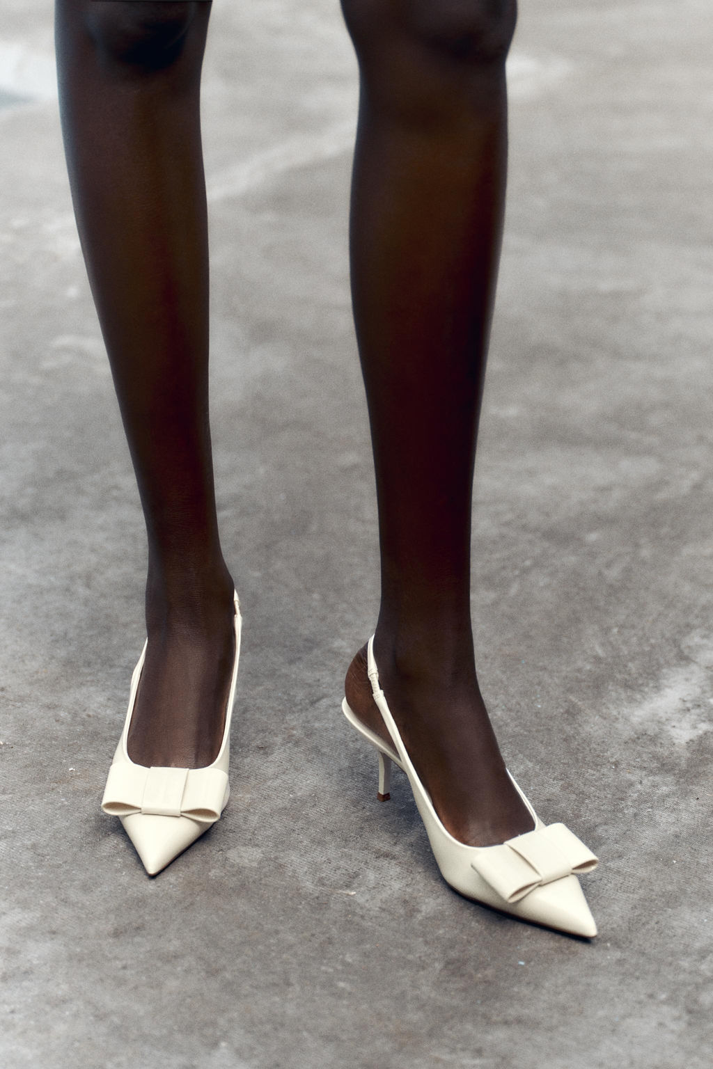 FAUX PATENT SLINGBACK HEELS WITH BOW