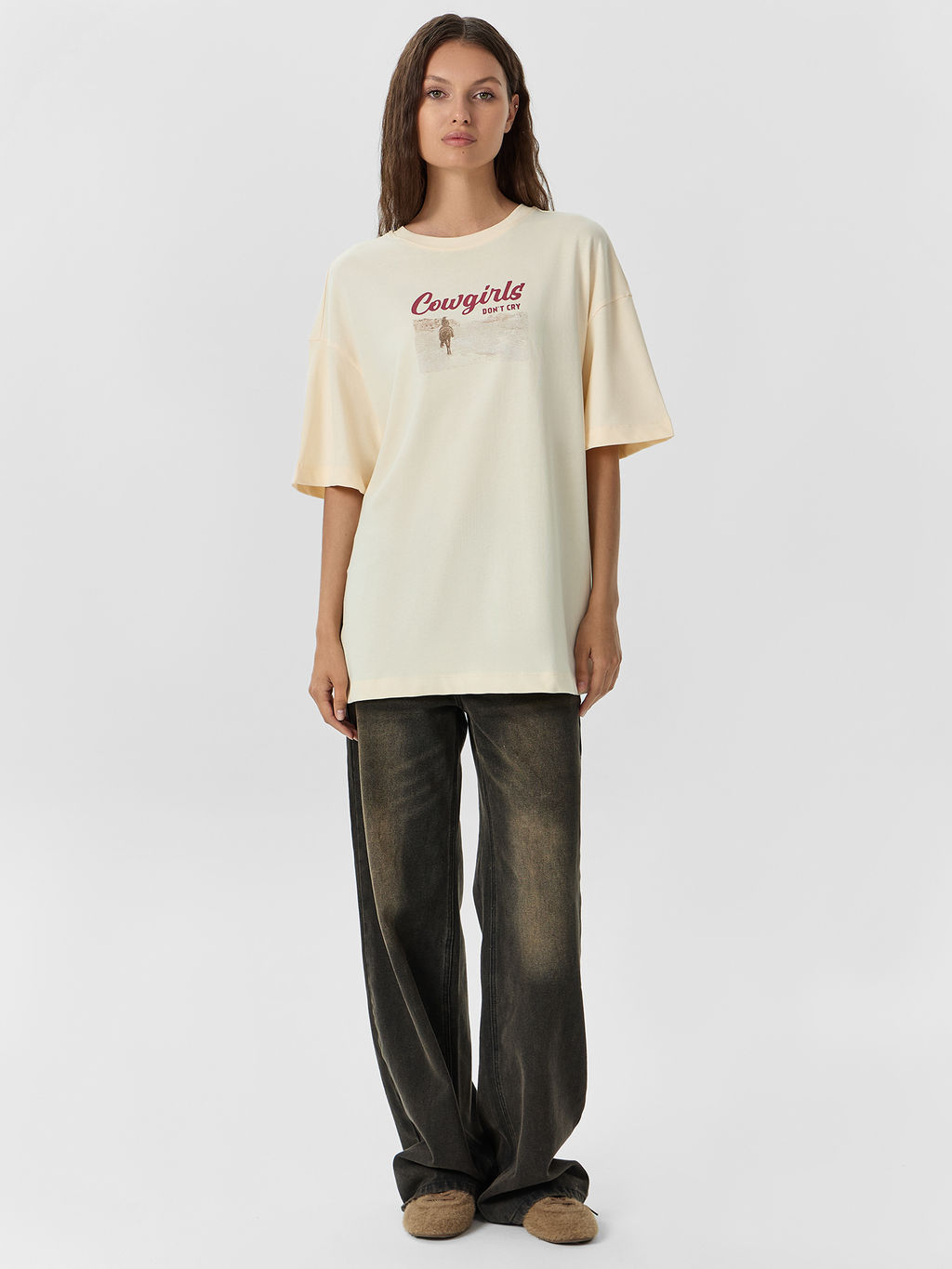 Футболка женская желтая с надписью Cowgirls - Mark formelle фото 3