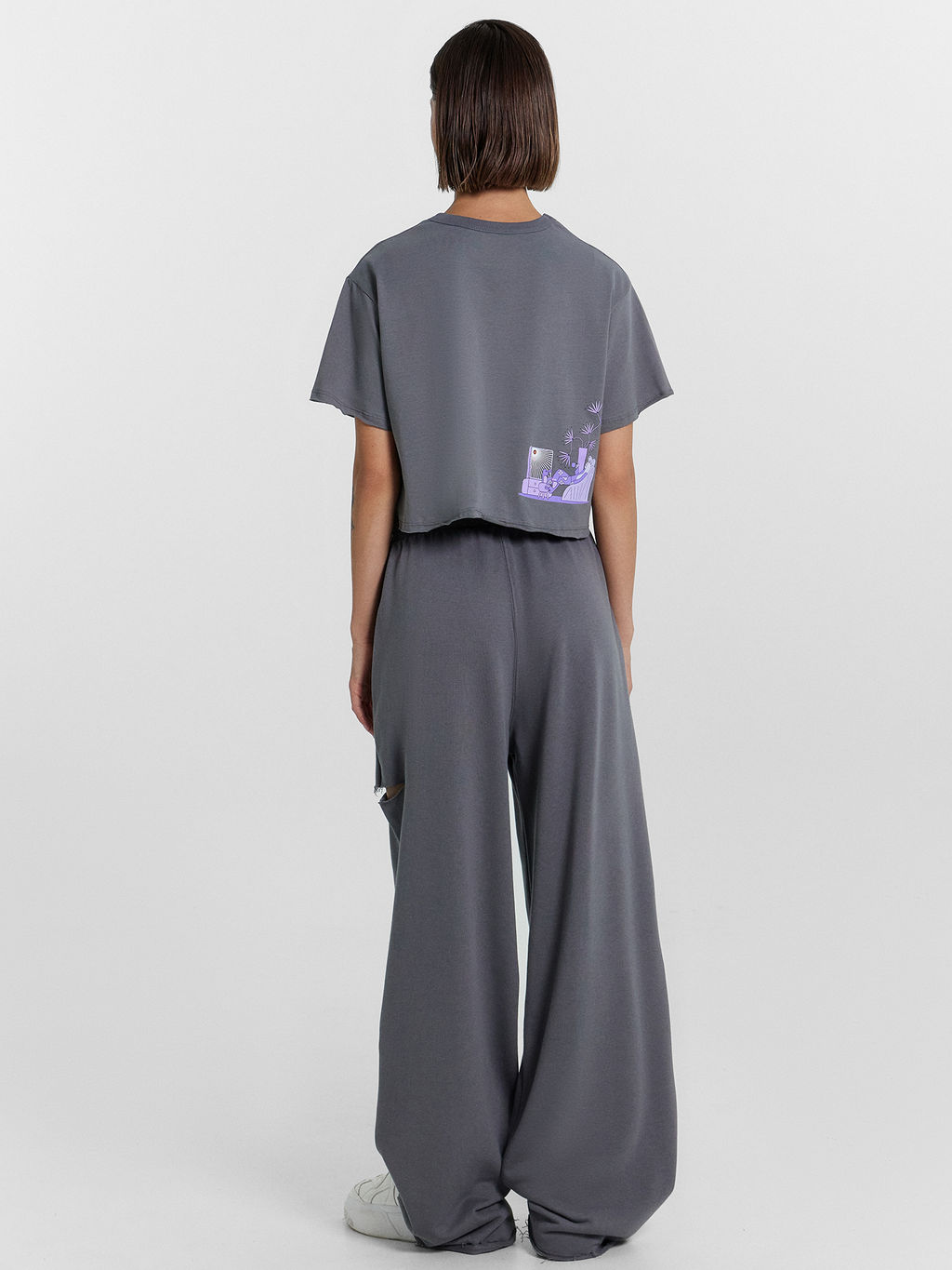 Комплект женский (футболка, брюки) серый с печатью сухой асфальт +печать 192542R - Mark formelle фото 3