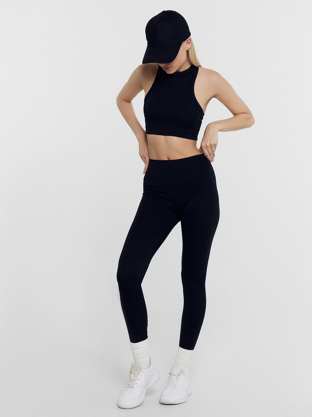 Брюки (легинсы) женские черные черный 342309