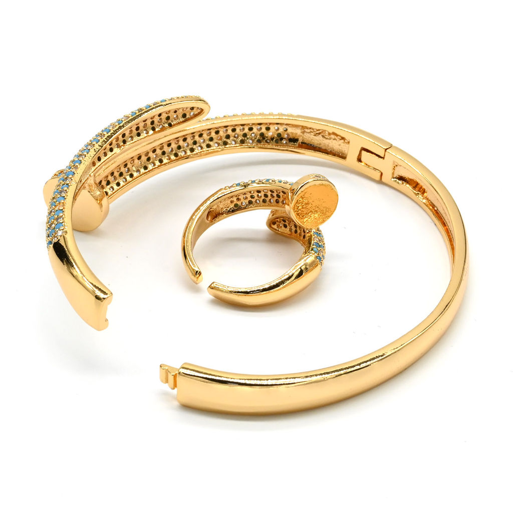 Браслет гвоздь с фианитами цв.голубой, 16см - Радуга камня фото 2