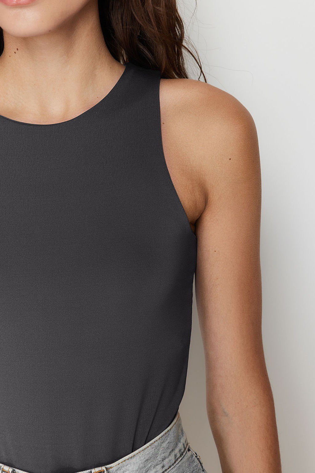 Antrasit Halter Yaka Vucuda Oturan Esnek Alttan C?tc?tl? Orme Body TWOSS20BD0044