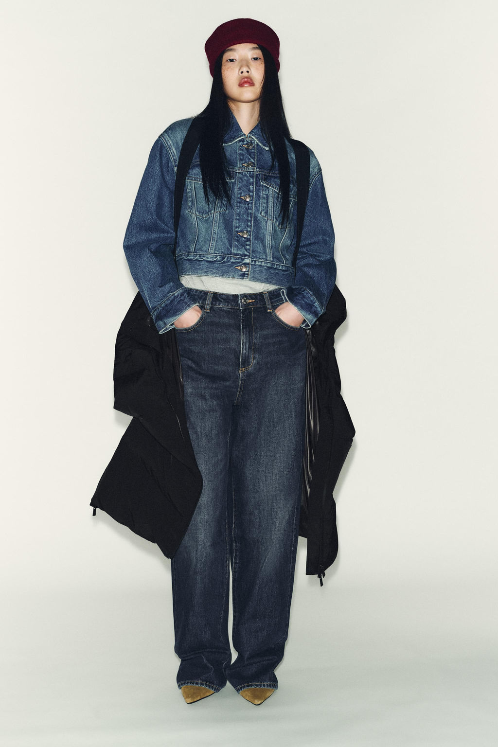 ANORAK LARGO 50% PLUM?N 50% PLUMA CAPUCHA WATER REPELLENT WINDPROOF / Negro - Zara фото 8