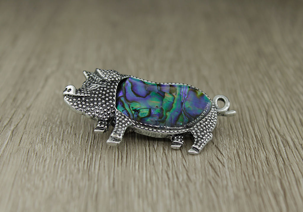 Кулон-Брошь "Фунтик" перламутр гелиотис