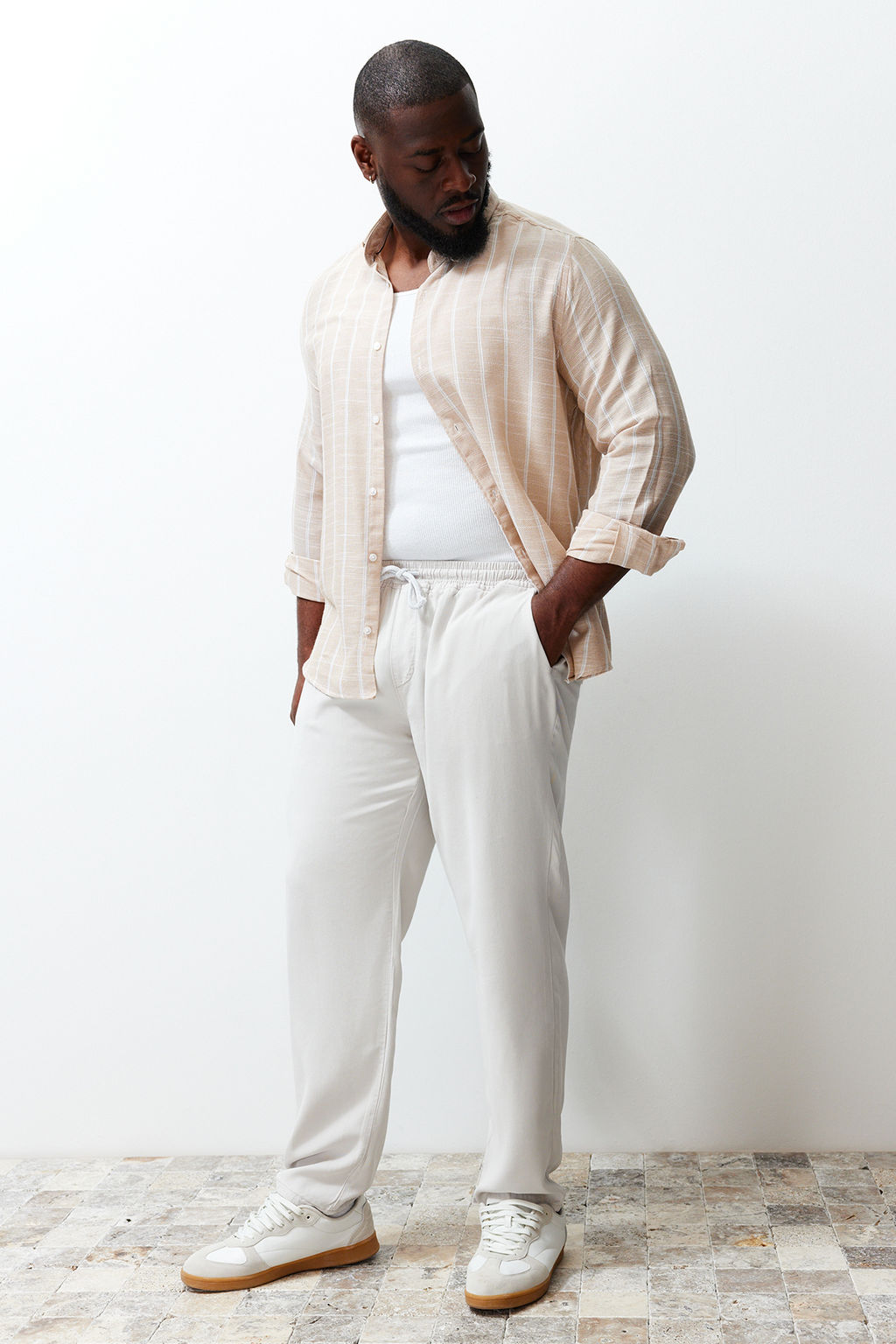 Tas Regular Fit Rahat Dugmeli Yaka Cizgili Buyuk Beden Gomlek TMNSS23GO00095 - Trendyolmilla фото 4