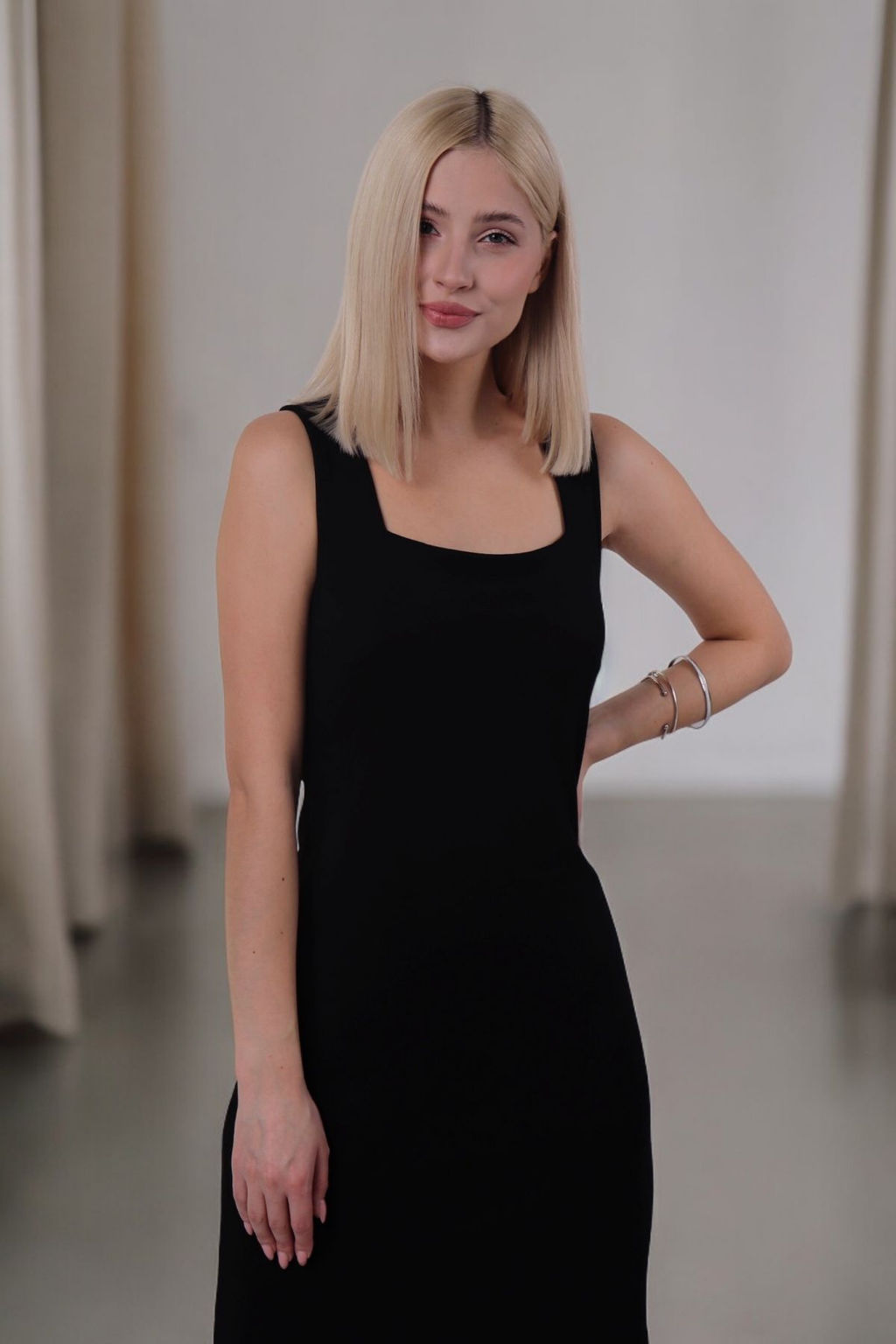 Платье с вырезом каре чёрное - Martichelli фото 31