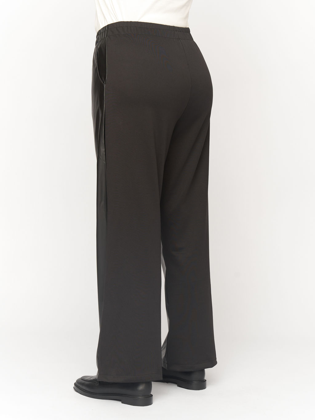 Брюки из эко-кожи BB22034BLK01