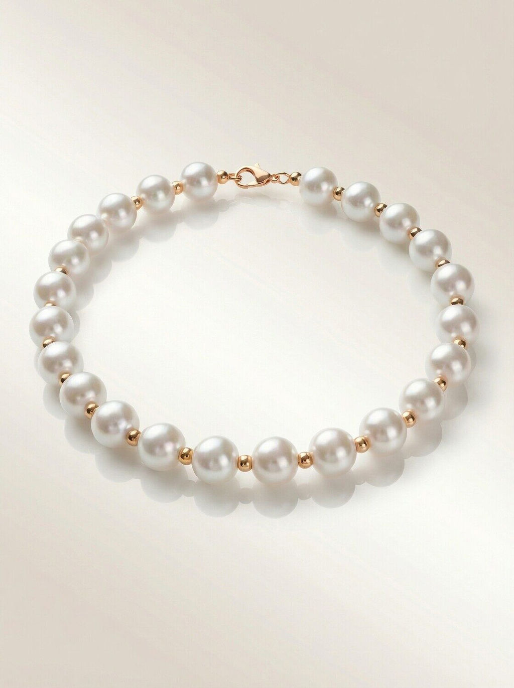 Браслет из бусин