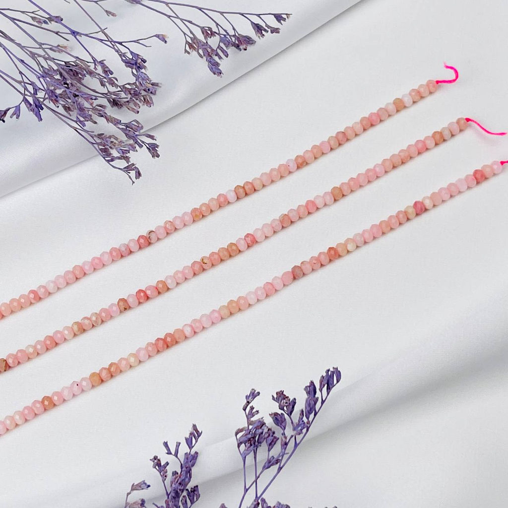 Бусины для украшений из розового Опала (130 бусин)